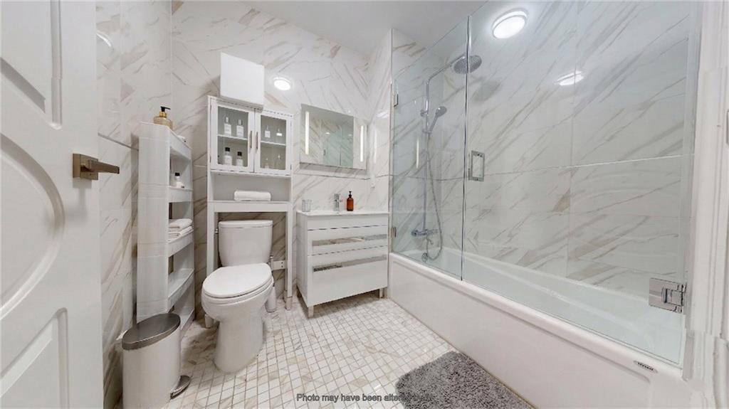 104 West End Avenue Manhattan Beach Brooklyn NY 11235