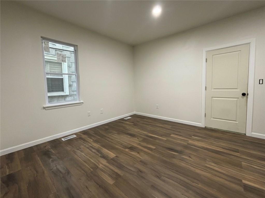 693 3rd Street Out of NYC Albany NY 12206