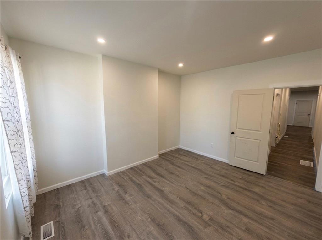 693 3rd Street Out of NYC Albany NY 12206