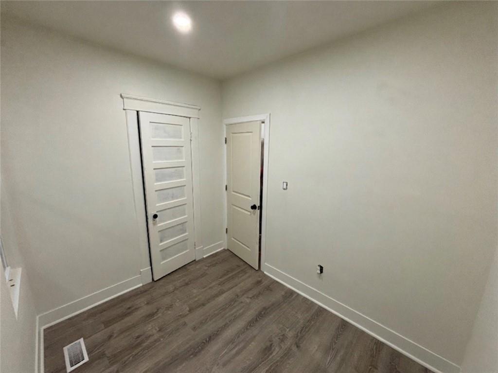 693 3rd Street Out of NYC Albany NY 12206