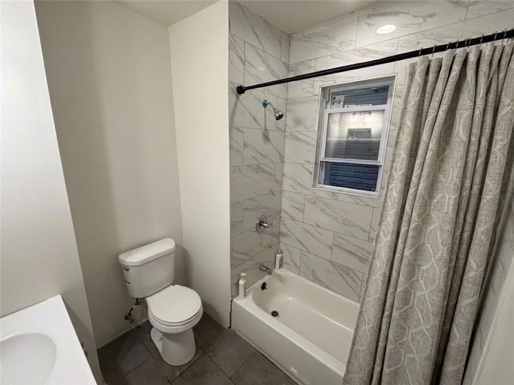 693 3rd Street Out of NYC Albany NY 12206