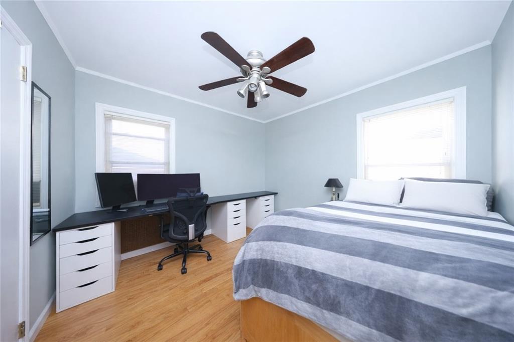 54 Rose Lane Out of NYC New Hyde Park NY 11040