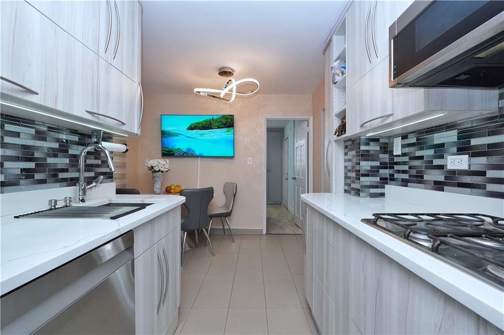 2711 X Avenue Sheepshead Bay Brooklyn NY 11235