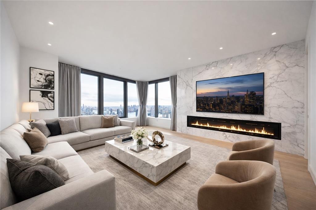 3 Court Square Long Island City Long Island City NY 11101