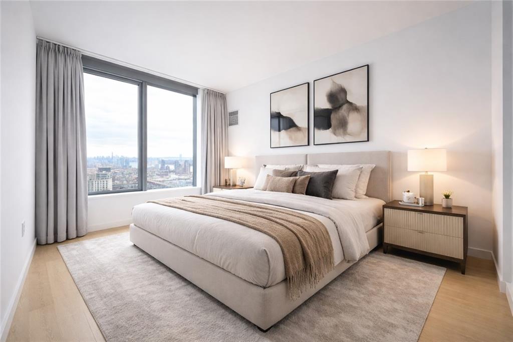 3 Court Square Long Island City Long Island City NY 11101