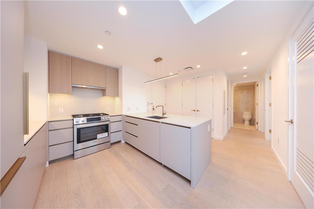 3 Court Square Long Island City Long Island City NY 11101