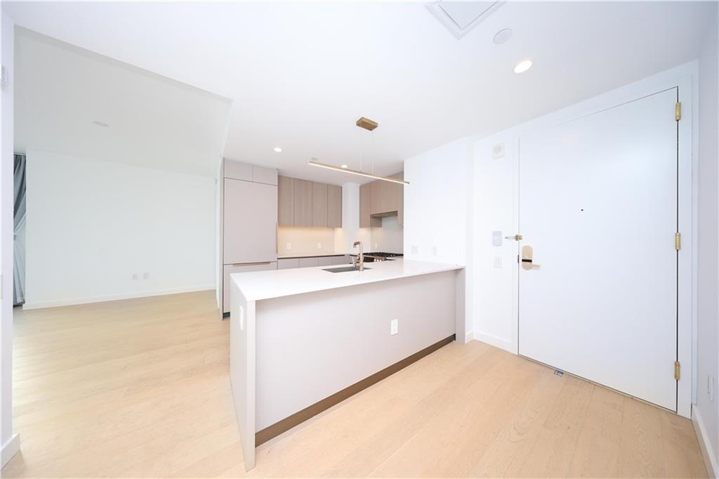 3 Court Square Long Island City Long Island City NY 11101