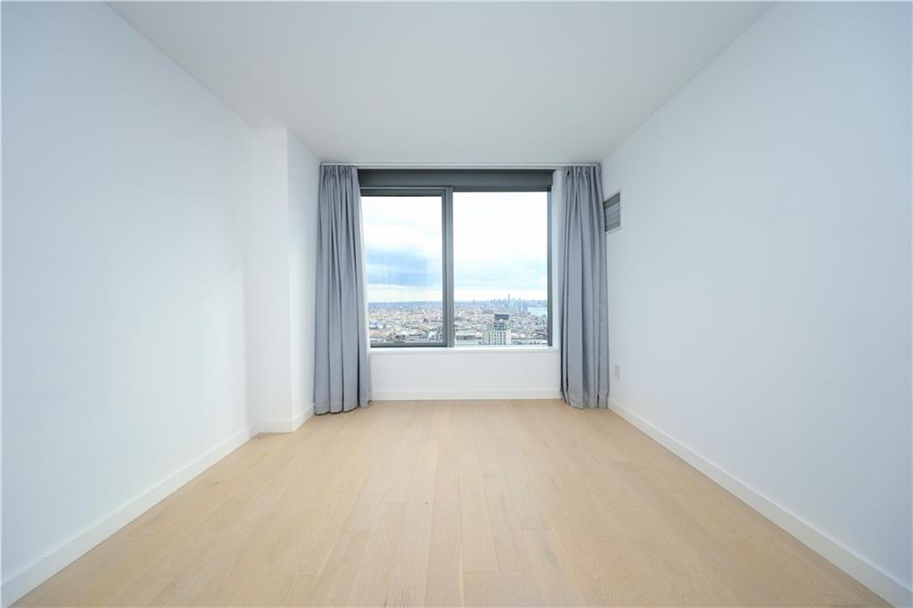 3 Court Square Long Island City Long Island City NY 11101