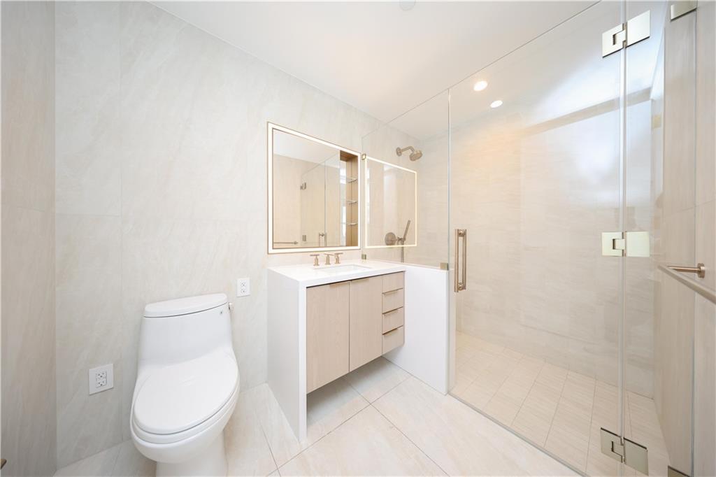 3 Court Square Long Island City Long Island City NY 11101