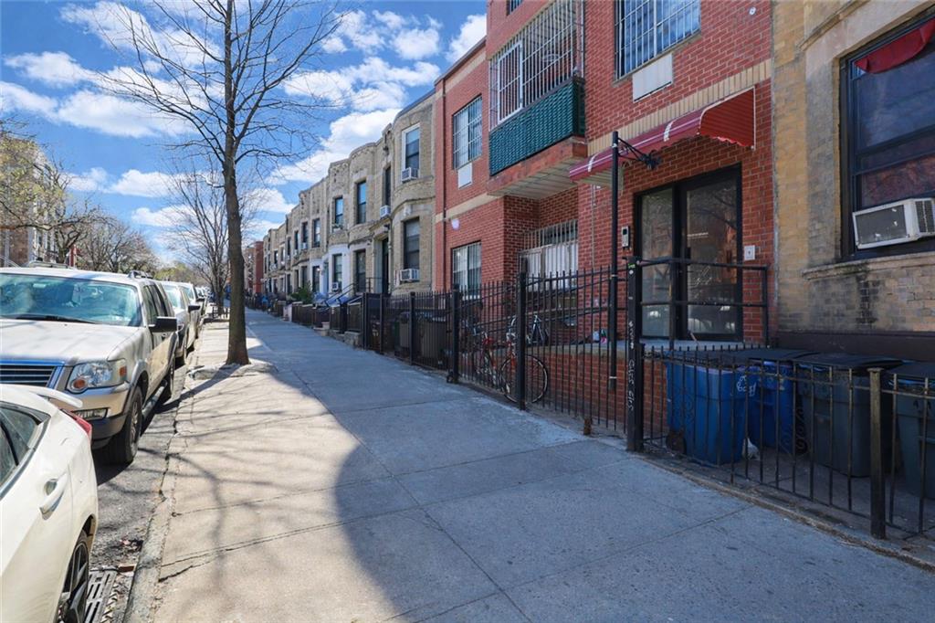 422 49th Street Sunset Park Brooklyn NY 11220