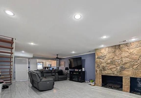 226 Dover Green Arden Heights Staten Island NY 10312