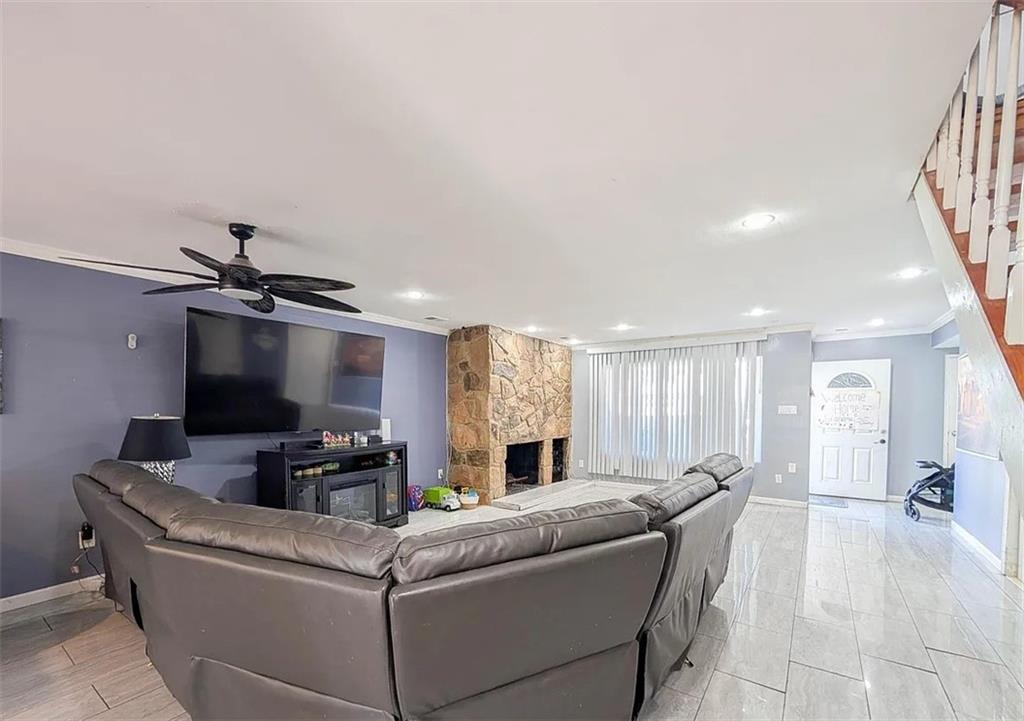 226 Dover Green Arden Heights Staten Island NY 10312