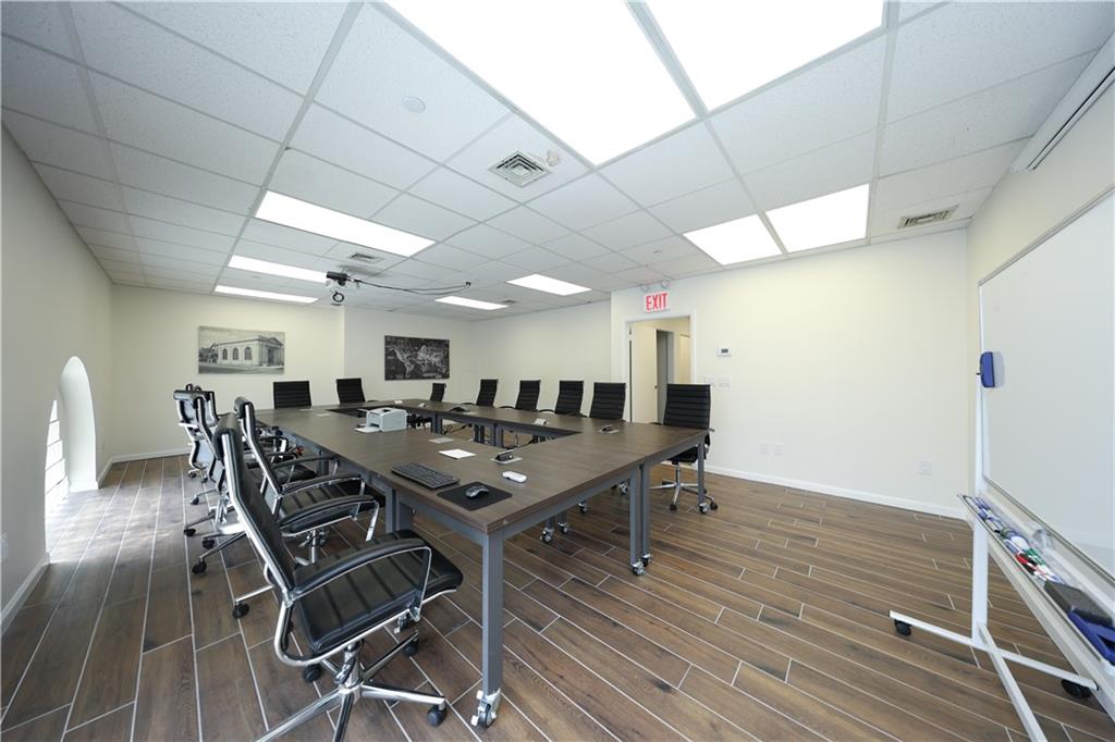 2940 Richmond Terrace Mariner's Harbor Staten Island NY 10301