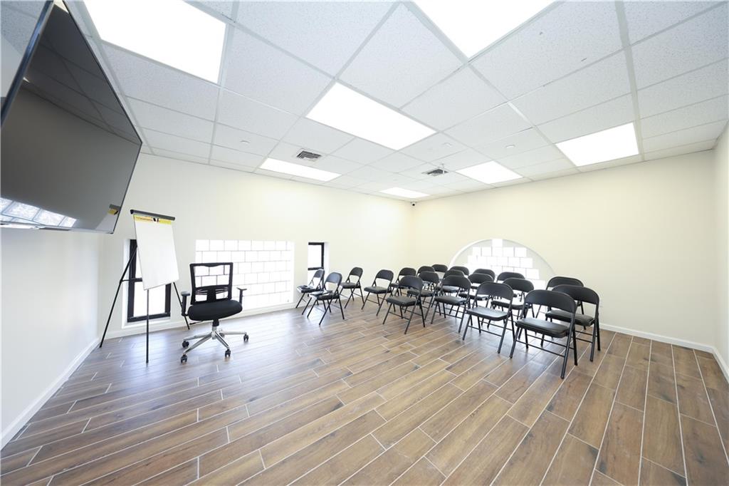 2940 Richmond Terrace Mariner's Harbor Staten Island NY 10301