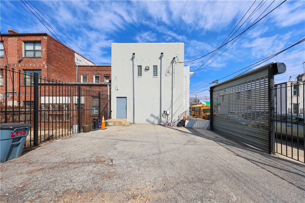 2940 Richmond Terrace Mariner's Harbor Staten Island NY 10301