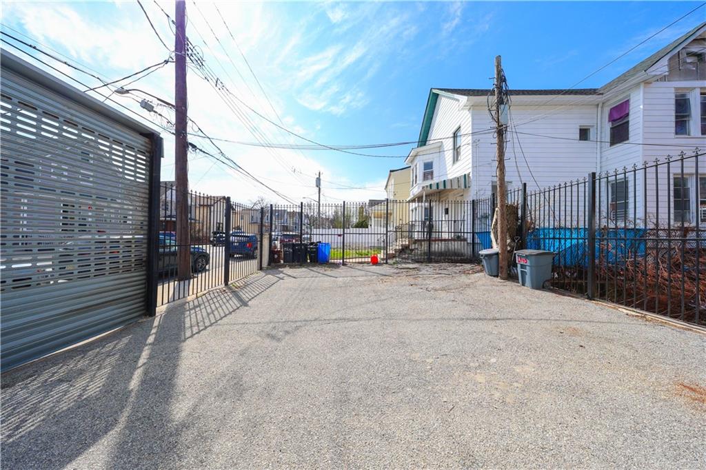 2940 Richmond Terrace Mariner's Harbor Staten Island NY 10301