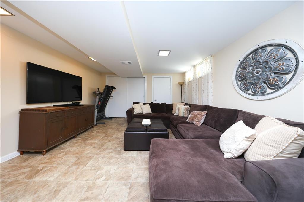 138 Buffalo Street Bay Terrace Staten Island NY 10306