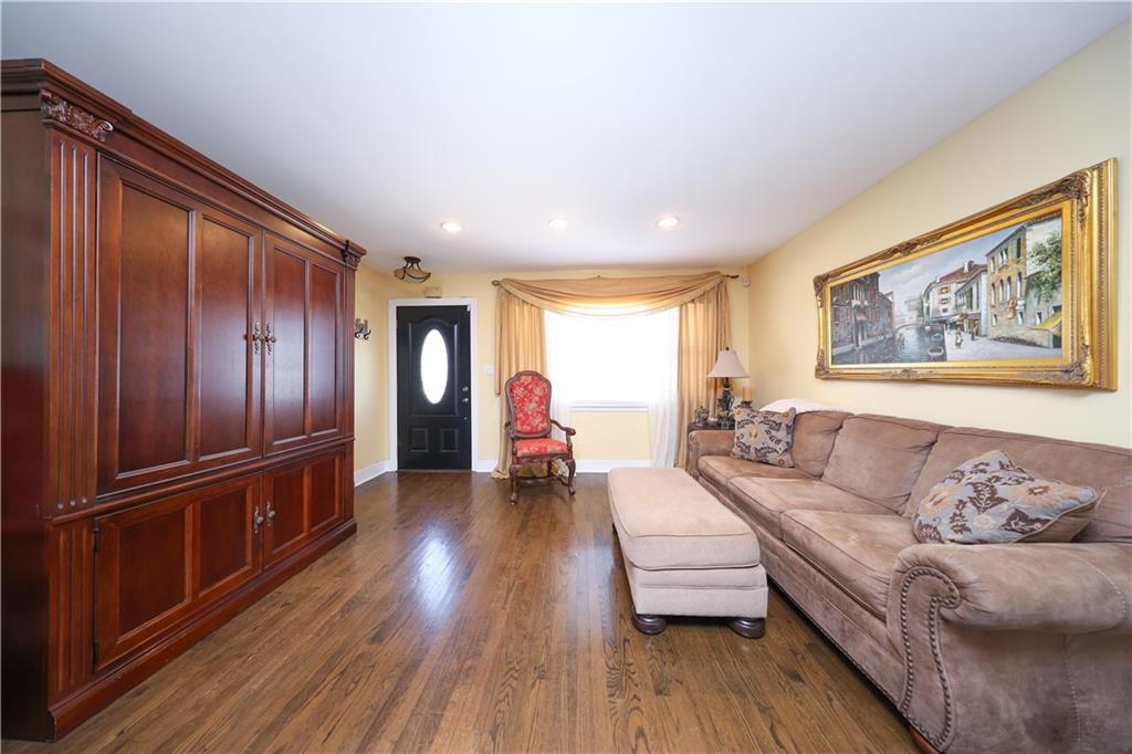 138 Buffalo Street Bay Terrace Staten Island NY 10306