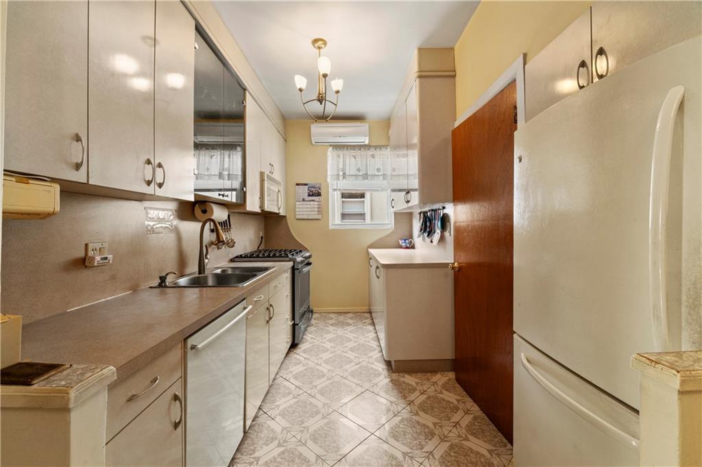 2160 76th Street Bensonhurst Brooklyn NY 11214