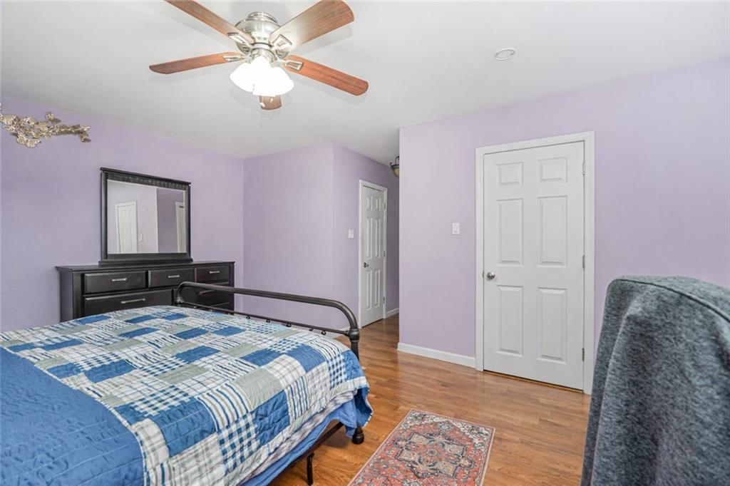 66 Rolling Hill Green Arden Heights Staten Island NY 10312