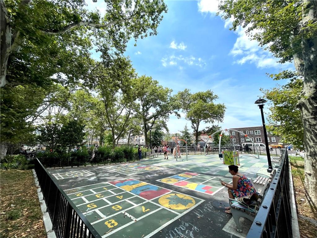 2665 Homecrest Avenue Sheepshead Bay Brooklyn NY 11235