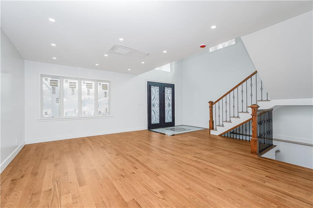 32 Remsen Street Dongan Hills Staten Island NY 10304