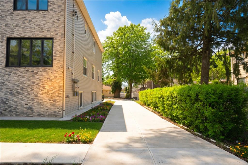 32 Remsen Street Dongan Hills Staten Island NY 10304