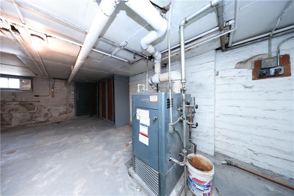 2527 East 24th Street Sheepshead Bay Brooklyn NY 11235