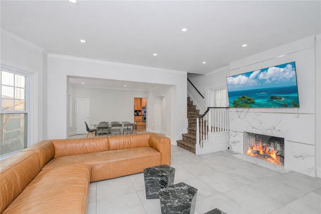 862 East 10th Street Midwood Brooklyn NY 11230