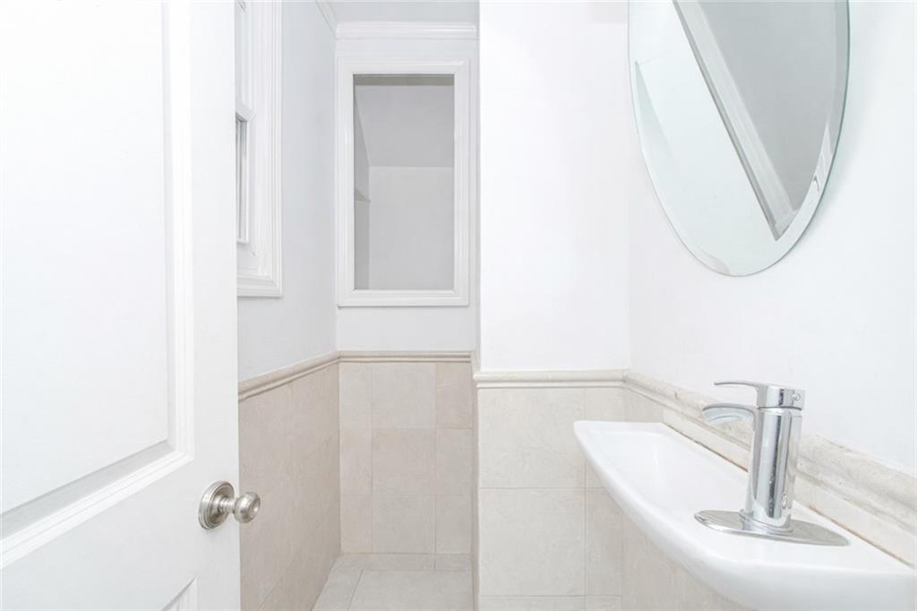 862 East 10th Street Midwood Brooklyn NY 11230