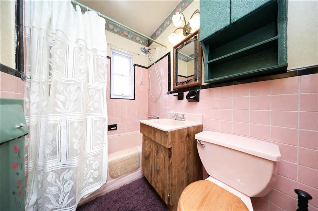 114 Bay 40th Street Bath Beach Brooklyn NY 11214