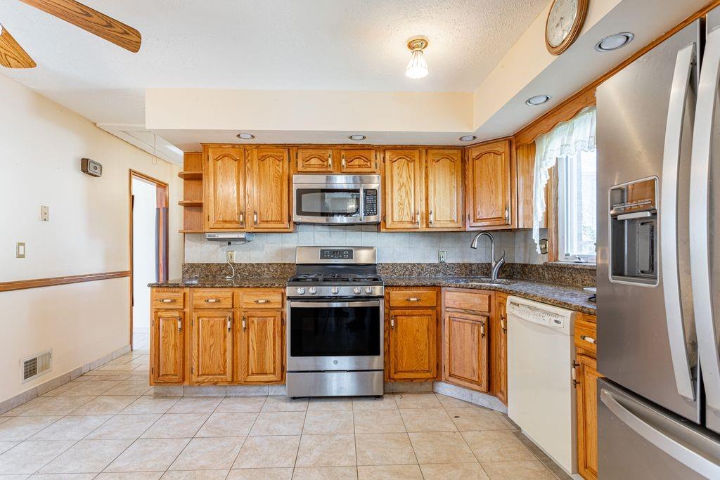 80 Spratt Avenue Bay Terrace Staten Island NY 10306