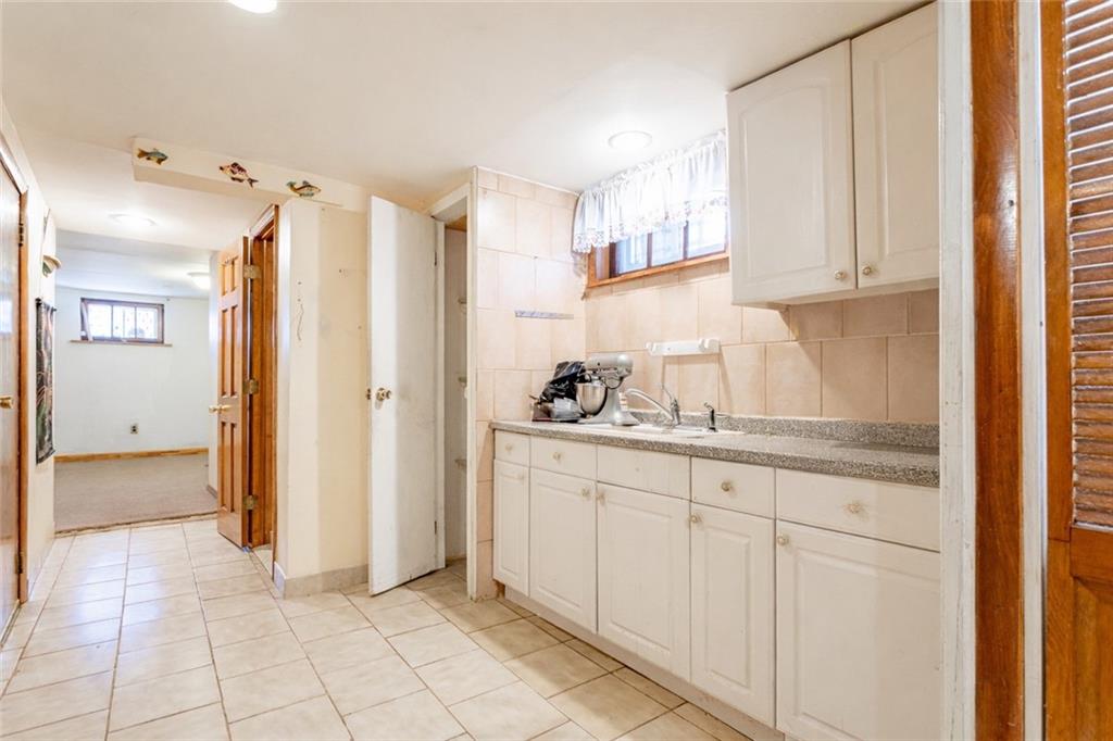 80 Spratt Avenue Bay Terrace Staten Island NY 10306