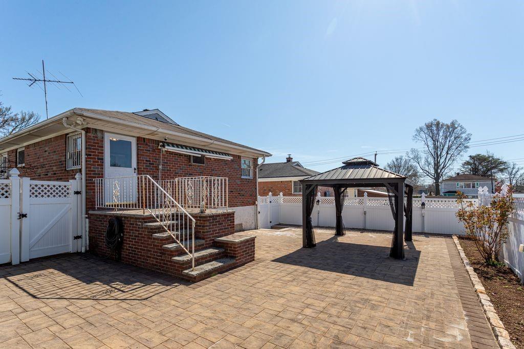 80 Spratt Avenue Bay Terrace Staten Island NY 10306