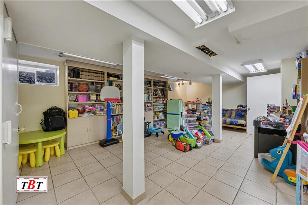 1743 East 29th Street Madison Brooklyn NY 11210