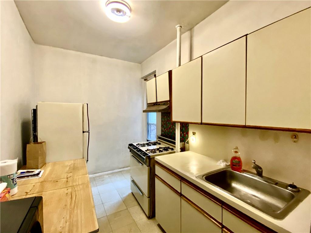 1961 65th Street Bensonhurst Brooklyn NY 11204