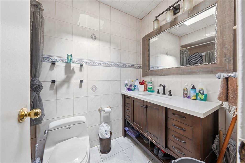 1097 East 58th Street Flatlands Brooklyn NY 11234