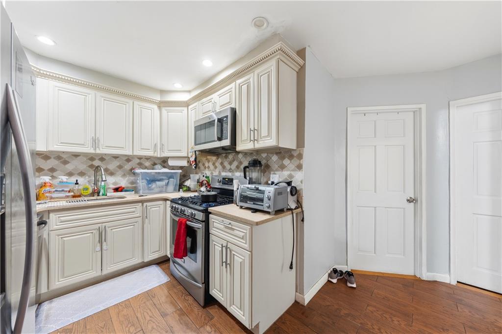 1097 East 58th Street Flatlands Brooklyn NY 11234