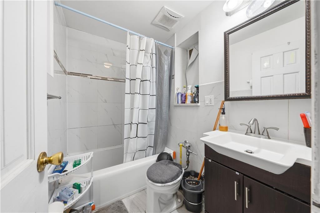1097 East 58th Street Flatlands Brooklyn NY 11234