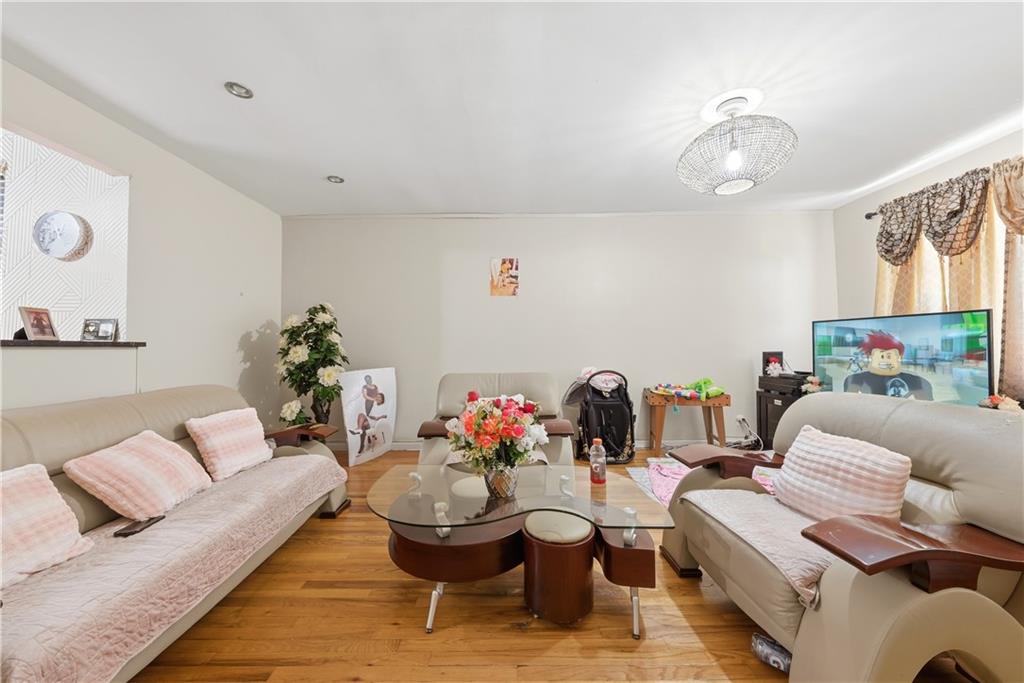 1097 East 58th Street Flatlands Brooklyn NY 11234