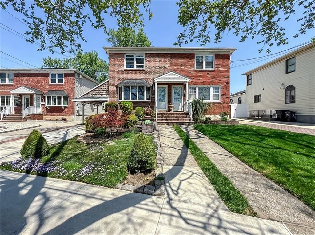 87 Tysens Lane Richmond Town Staten Island NY 10306