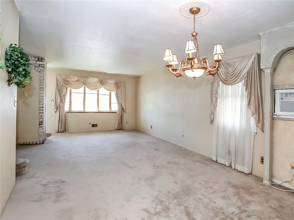 87 Tysens Lane Richmond Town Staten Island NY 10306