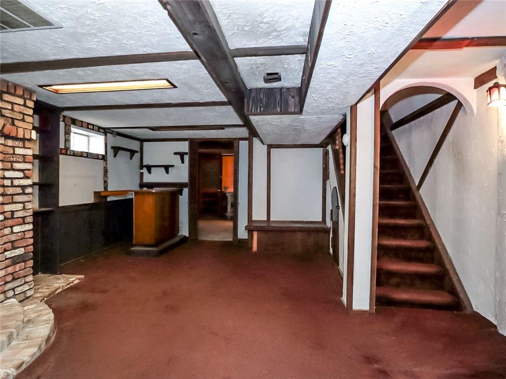 87 Tysens Lane Richmond Town Staten Island NY 10306