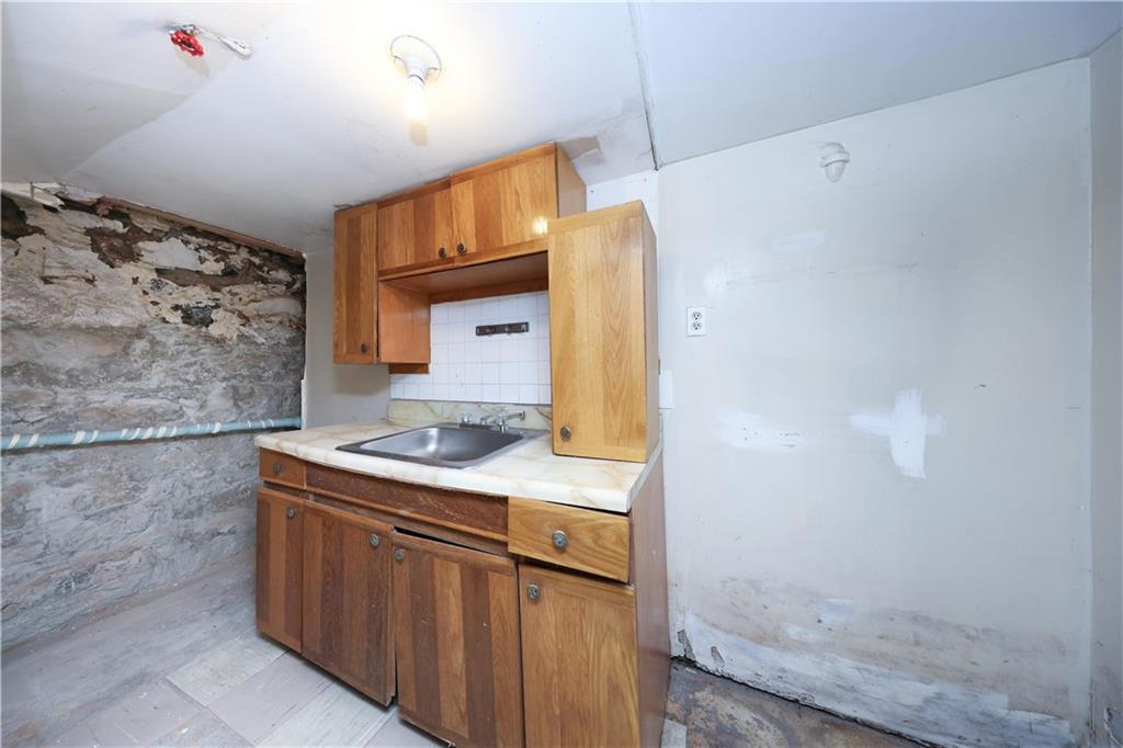 445 52nd Street Sunset Park Brooklyn NY 11220