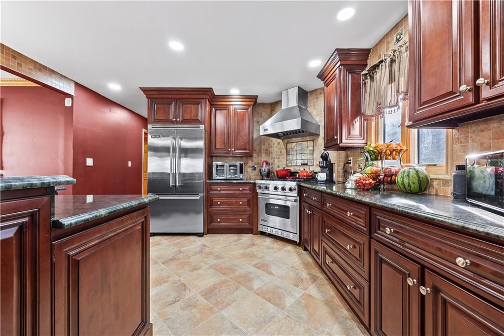 428 Armstrong Avenue Eltingville Staten Island NY 10308