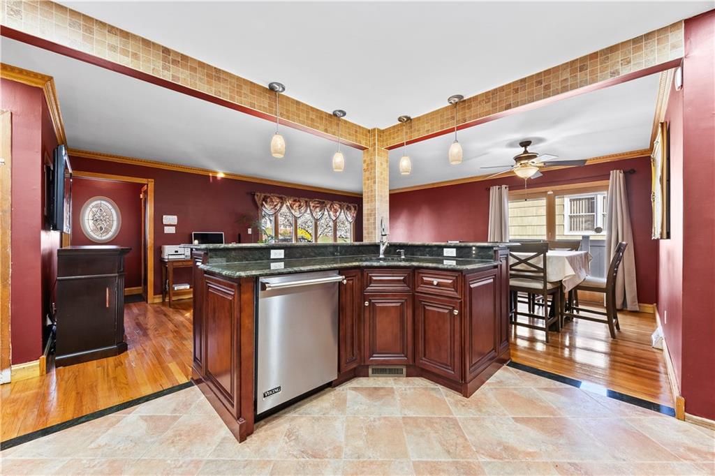 428 Armstrong Avenue Eltingville Staten Island NY 10308