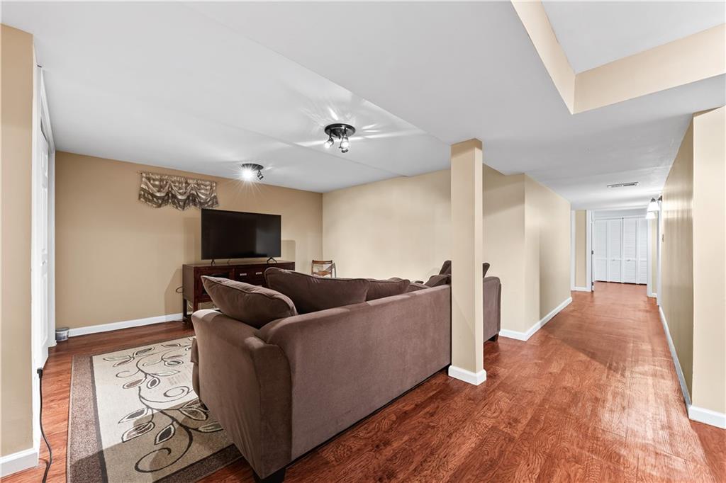 428 Armstrong Avenue Eltingville Staten Island NY 10308