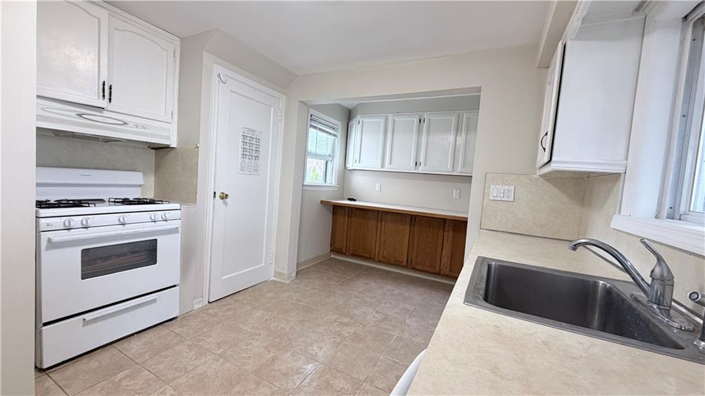 40 Greenvale Circle Out of NYC White Plains NY 10607