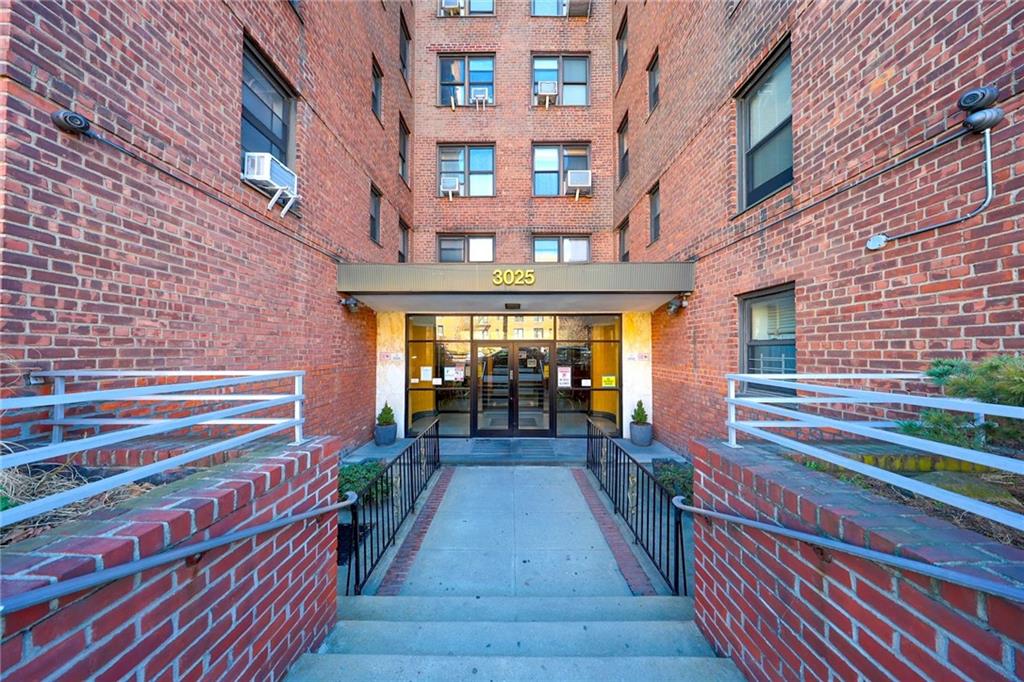 3025 Ocean Avenue Sheepshead Bay Brooklyn NY 11235