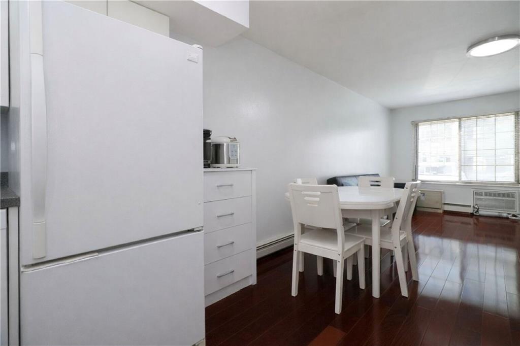 31 Gardenia Lane New Springville Staten Island NY 10314